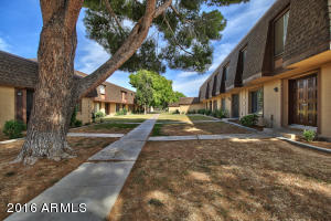 1612 E Dunbar Dr, Tempe, AZ 85282 photo 2