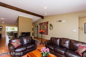2216 E Cortez St, Phoenix, AZ 85028 photo 2