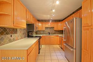 2208 E Glenrosa Ave, Phoenix, AZ 85016 photo 4