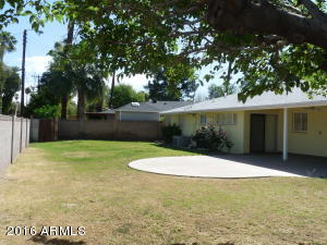 4602 E Cheery Lynn Rd, Phoenix, AZ 85018 photo 2
