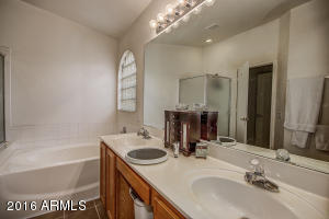 2229 E Monona Dr, Phoenix, AZ 85024 photo 8