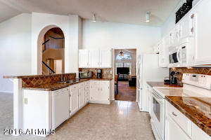 5636 E Fox St, Mesa, AZ 85205 photo 9