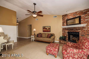 461 E Meadows Ln, Gilbert, AZ 85234 photo 5