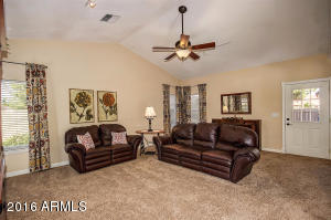 461 E Meadows Ln, Gilbert, AZ 85234 photo 16