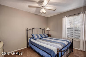 461 E Meadows Ln, Gilbert, AZ 85234 photo 21