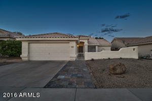 4648 E Lavender Ln, Phoenix, AZ 85044 photo 1