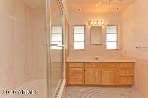 2409 E Mitchell Dr, Phoenix, AZ 85016 photo 18