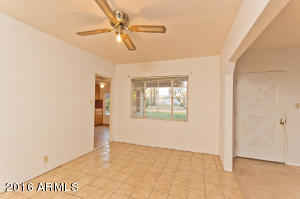 2409 E Mitchell Dr, Phoenix, AZ 85016 photo 12