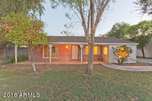 2409 E Mitchell Dr, Phoenix, AZ 85016 photo 1
