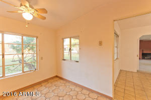 2409 E Mitchell Dr, Phoenix, AZ 85016 photo 14