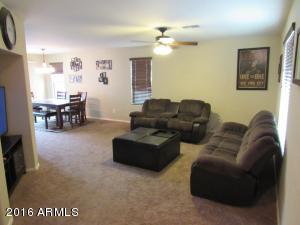 2241 S Buckaroo Trl, Gilbert, AZ 85295 photo 3