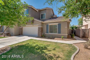 2872 S Marble St, Gilbert, AZ 85295 photo 2