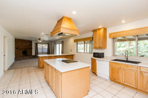 2407 E Beryl Ave, Phoenix, AZ 85028 photo 7