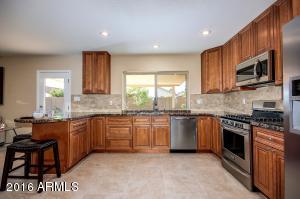 3223 E Mescal St, Phoenix, AZ 85028 photo 3