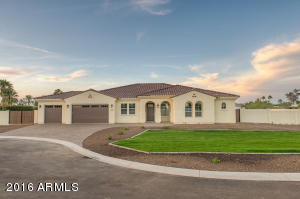 4330 E Kings Ln, Phoenix, AZ 85032 photo 2