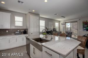 4655 E Beck Ln, Phoenix, AZ 85032 photo 7