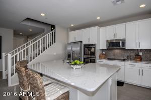 4655 E Beck Ln, Phoenix, AZ 85032 photo 9