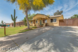 2454 E John Cabot Rd, Phoenix, AZ 85032 photo 1