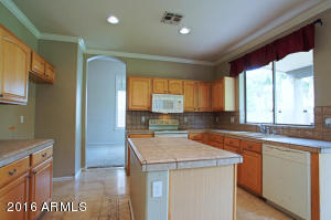1746 E Washington Ct, Gilbert, AZ 85234 photo 9