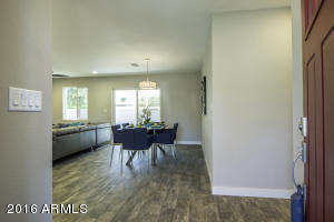1021 E Cavalier Dr, Phoenix, AZ 85014 photo 4