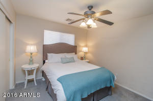 1713 E Desert Ln, Phoenix, AZ 85042 photo 13