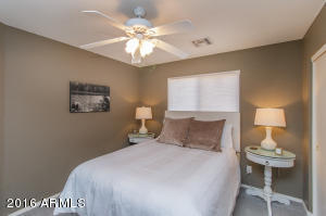 1713 E Desert Ln, Phoenix, AZ 85042 photo 14