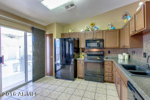 1402 S Valley Dr, Apache Junction, AZ 85120 photo 12