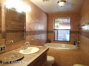 18048 N 3rd Pl, Phoenix, AZ 85022 photo 12