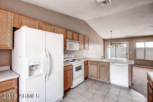 809 E Amabisca Cir, Buckeye, AZ 85326 photo 9