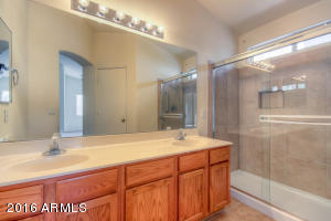 3911 E Rosemonte Dr, Phoenix, AZ 85050 photo 22