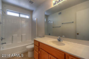 3911 E Rosemonte Dr, Phoenix, AZ 85050 photo 27
