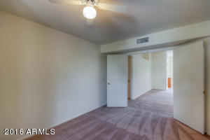 3911 E Rosemonte Dr, Phoenix, AZ 85050 photo 9