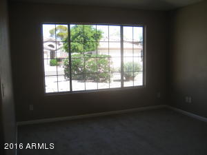 645 W Scott Ave, Gilbert, AZ 85233 photo 2
