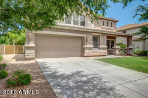 2554 E Del Rio Ct, Gilbert, AZ 85295 photo 3