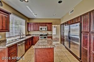 3351 E Tanglewood Dr, Phoenix, AZ 85048 photo 8