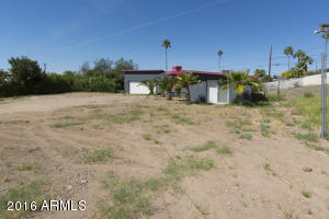 1018 Echo Ln, Phoenix, AZ 85020 photo 6