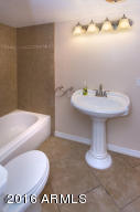 1018 Echo Ln, Phoenix, AZ 85020 photo 12