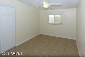 1018 Echo Ln, Phoenix, AZ 85020 photo 16