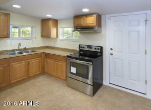 1018 Echo Ln, Phoenix, AZ 85020 photo 22