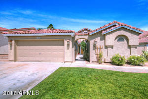 3632 E South Fork Dr, Phoenix, AZ 85044 photo 2