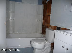2902 W Pima St, Phoenix, AZ 85009 photo 8