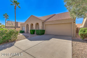 3913 E Tanglewood Dr, Phoenix, AZ 85048 photo 1