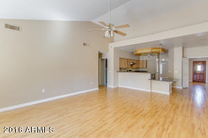 3913 E Tanglewood Dr, Phoenix, AZ 85048 photo 9