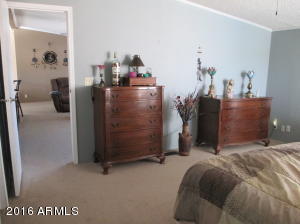 2607 E Kelton Ln, Phoenix, AZ 85032 photo 14