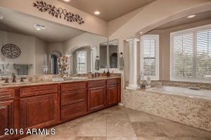 3712 E Bryce Ln, Phoenix, AZ 85050 photo 37