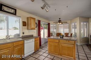 7402 E Lakeview Ave, Mesa, AZ 85209 photo 6