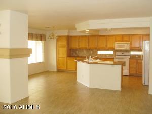 706 S Cardinal St, Gilbert, AZ 85296 photo 3