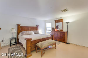 8554 E Desert Ln, Mesa, AZ 85209 photo 14