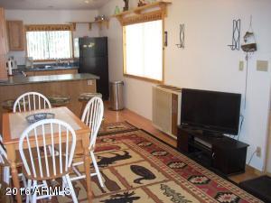 2940 Wildcat Trl, Overgaard, AZ 85933 photo 8