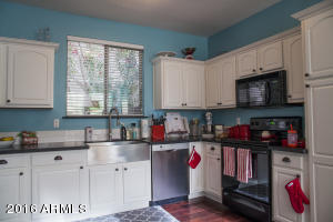 1976 E Harrison St, Gilbert, AZ 85295 photo 8